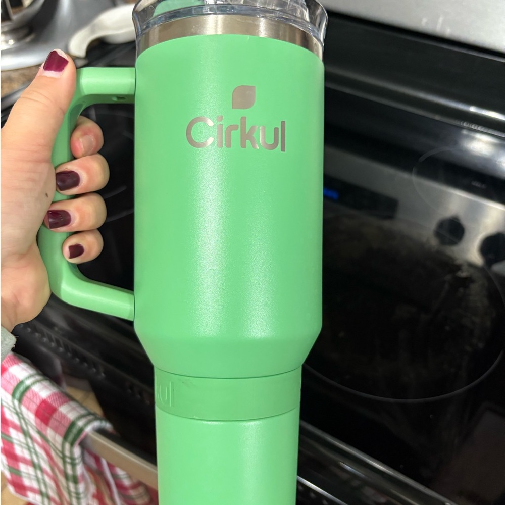 Cirkul Green Water Bottle